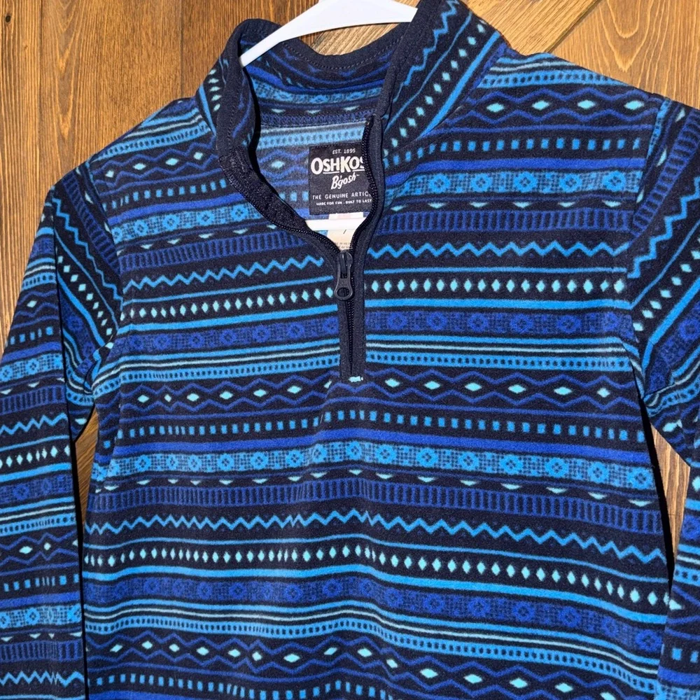 OshKosh B'gosh Boys Blue Geometric Sweater size 7